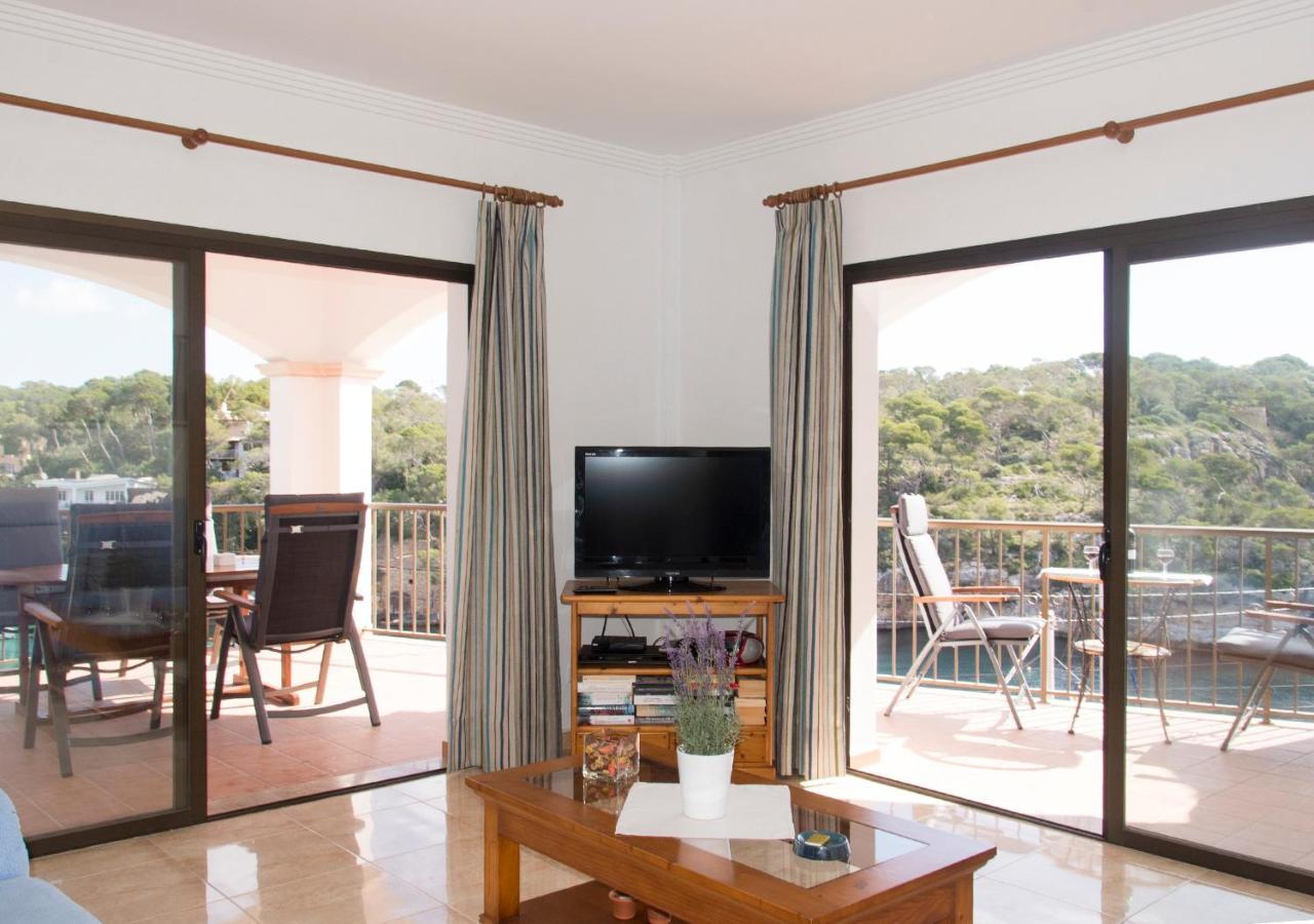Apartamentos Vista Al Puerto Кала Фигера Екстериор снимка
