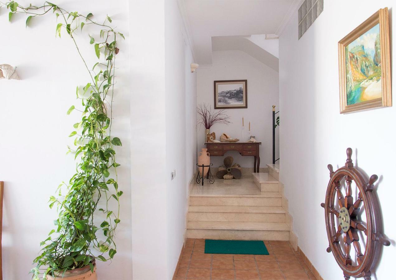 Apartamentos Vista Al Puerto Кала Фигера Екстериор снимка