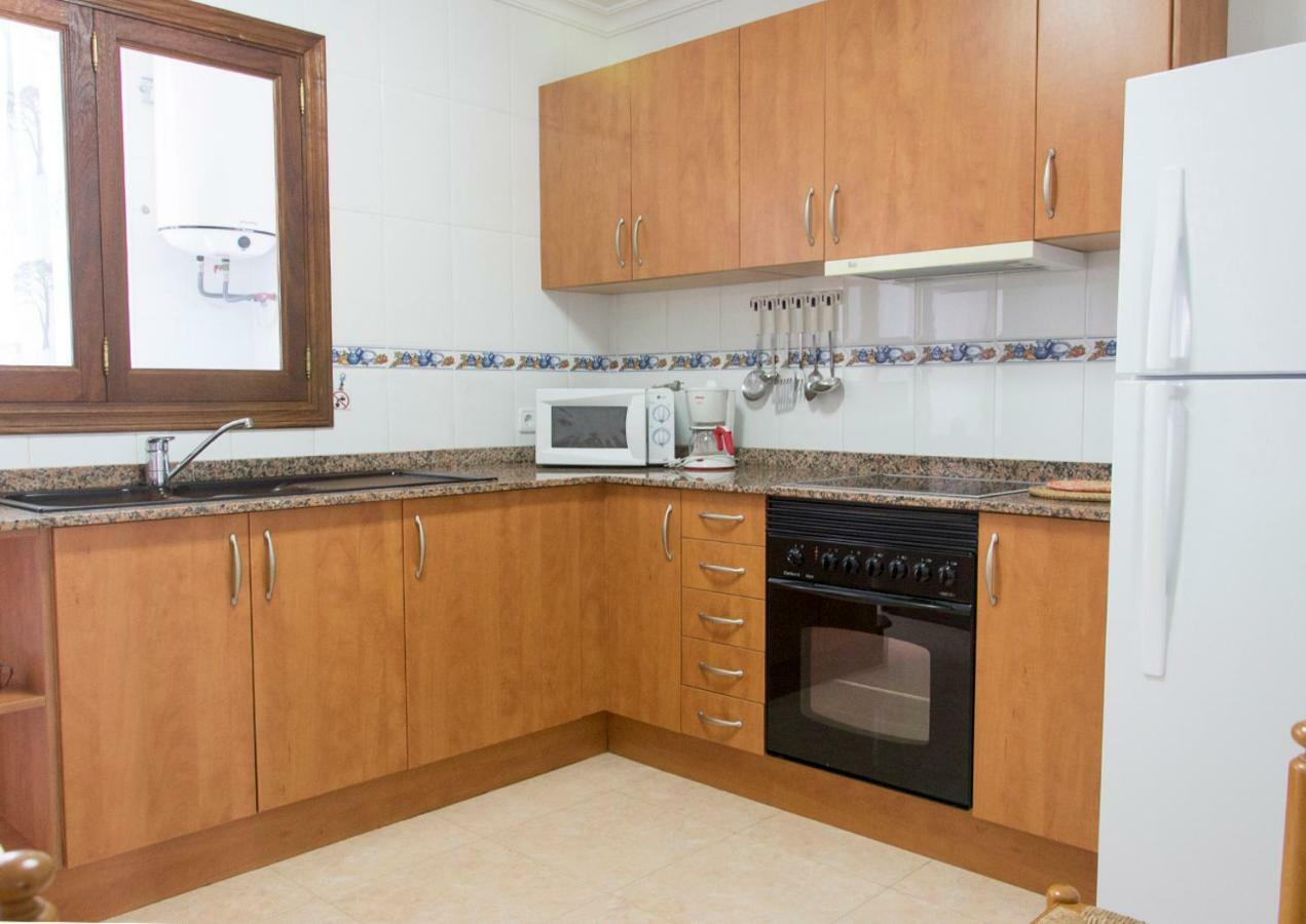 Apartamentos Vista Al Puerto Кала Фигера Екстериор снимка